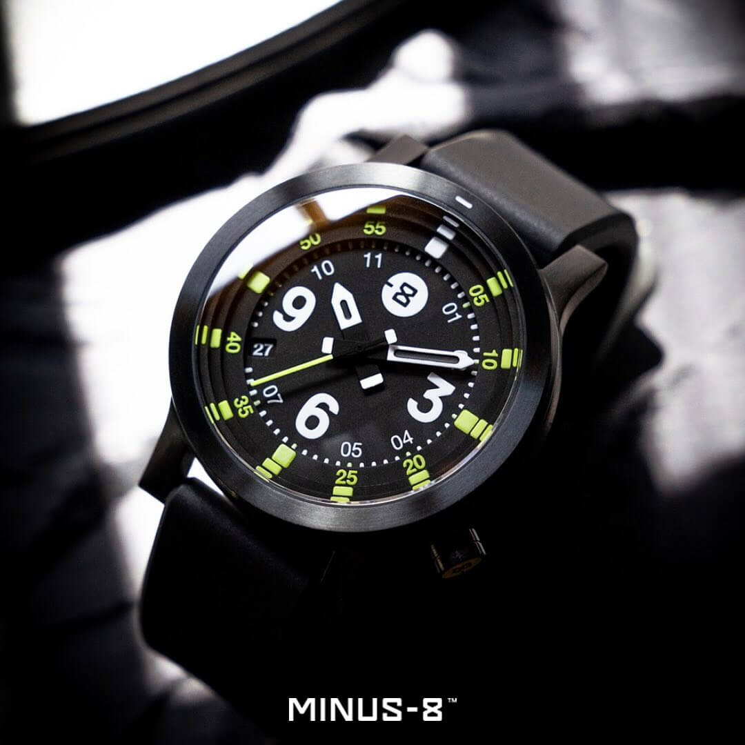 MINUS-8